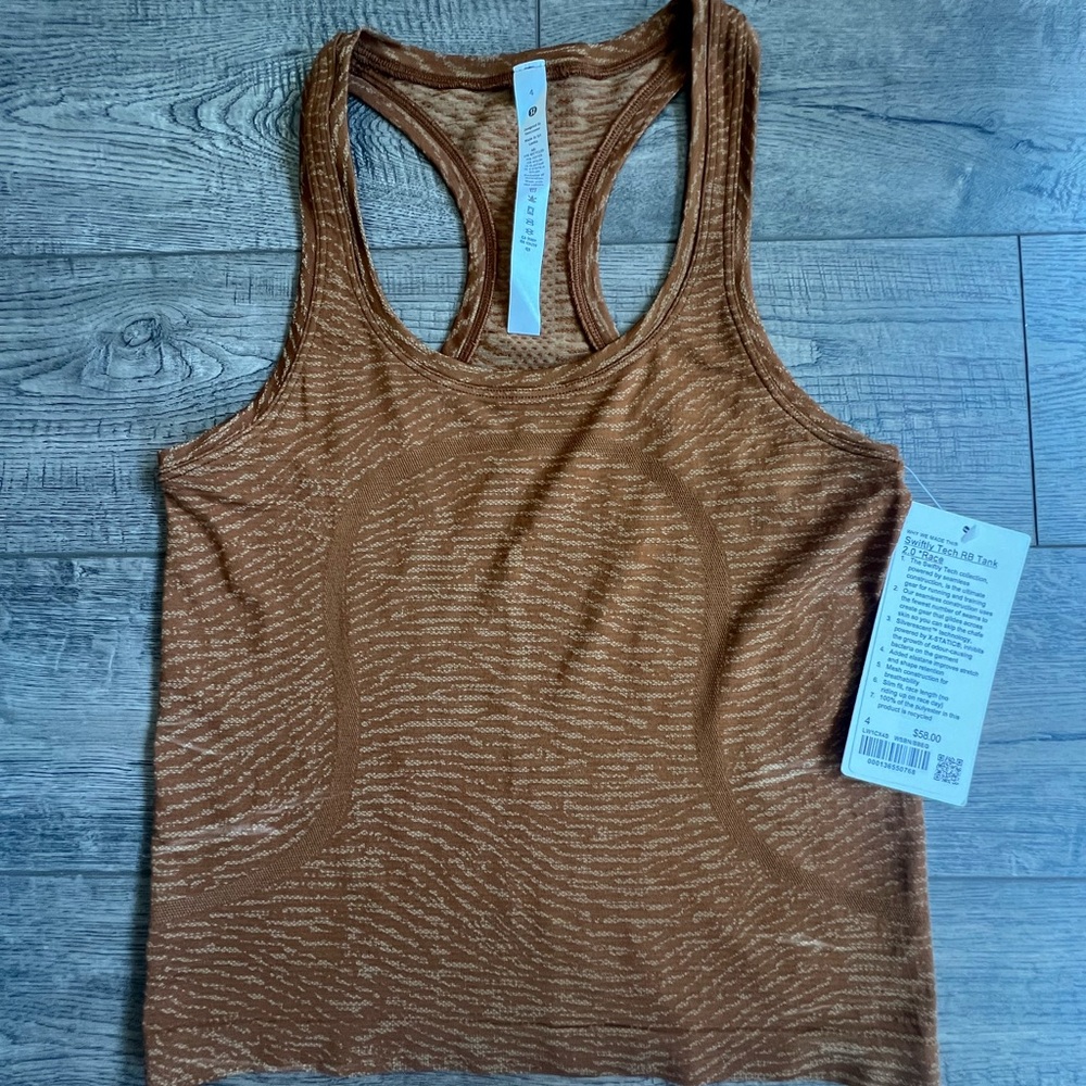 NWT LULULEMON SWIFTLY Racerback tank